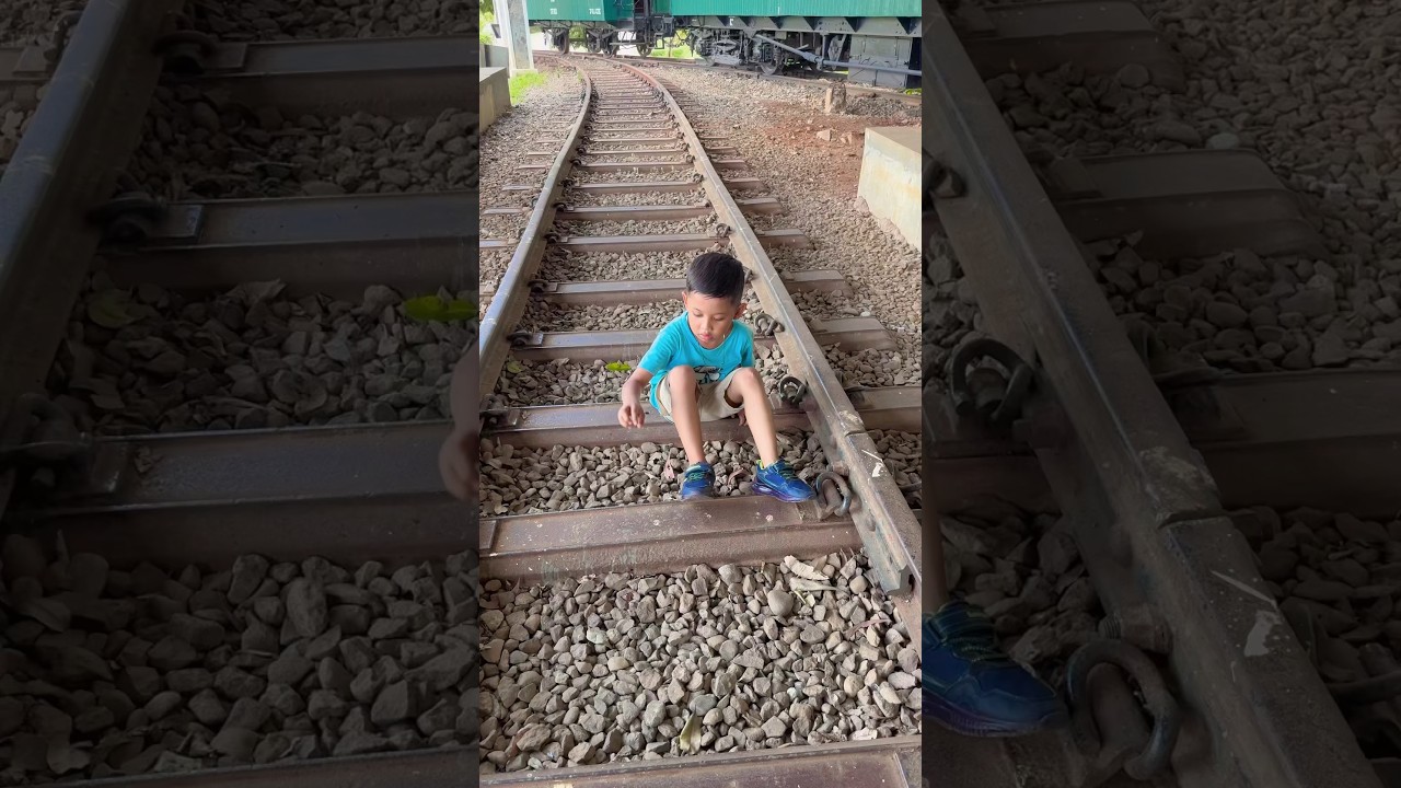 Vlog liburan agra duduk di rel kereta api 😱Part 2323 sibocil