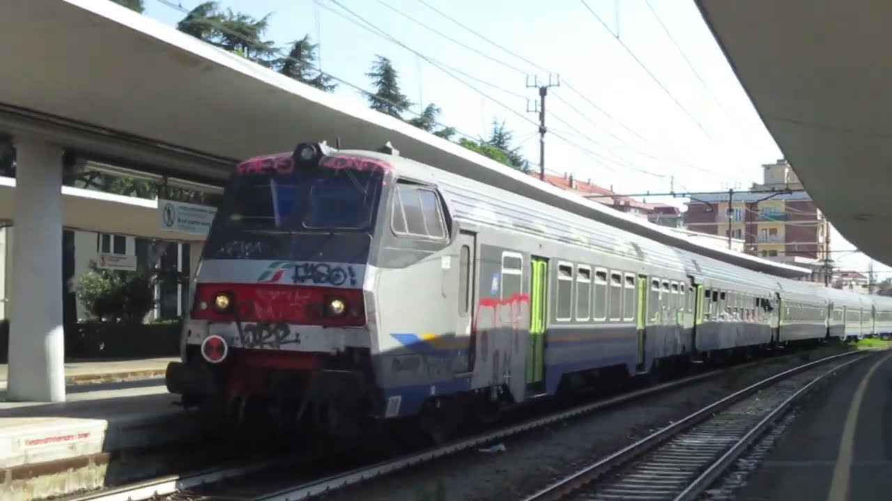 Spottata di treni alla stazione di Savona : Arrivi, partenze, e altri…