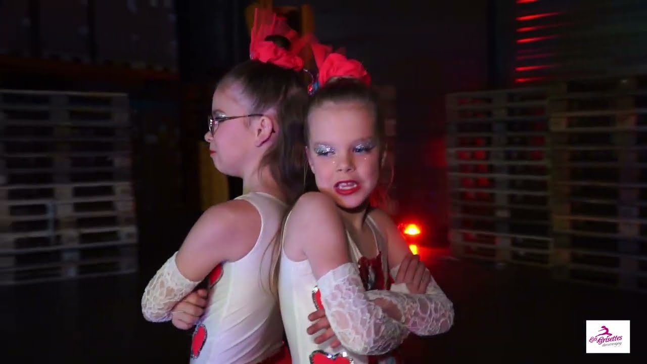 Les Grisettes - The Edge Of Glory