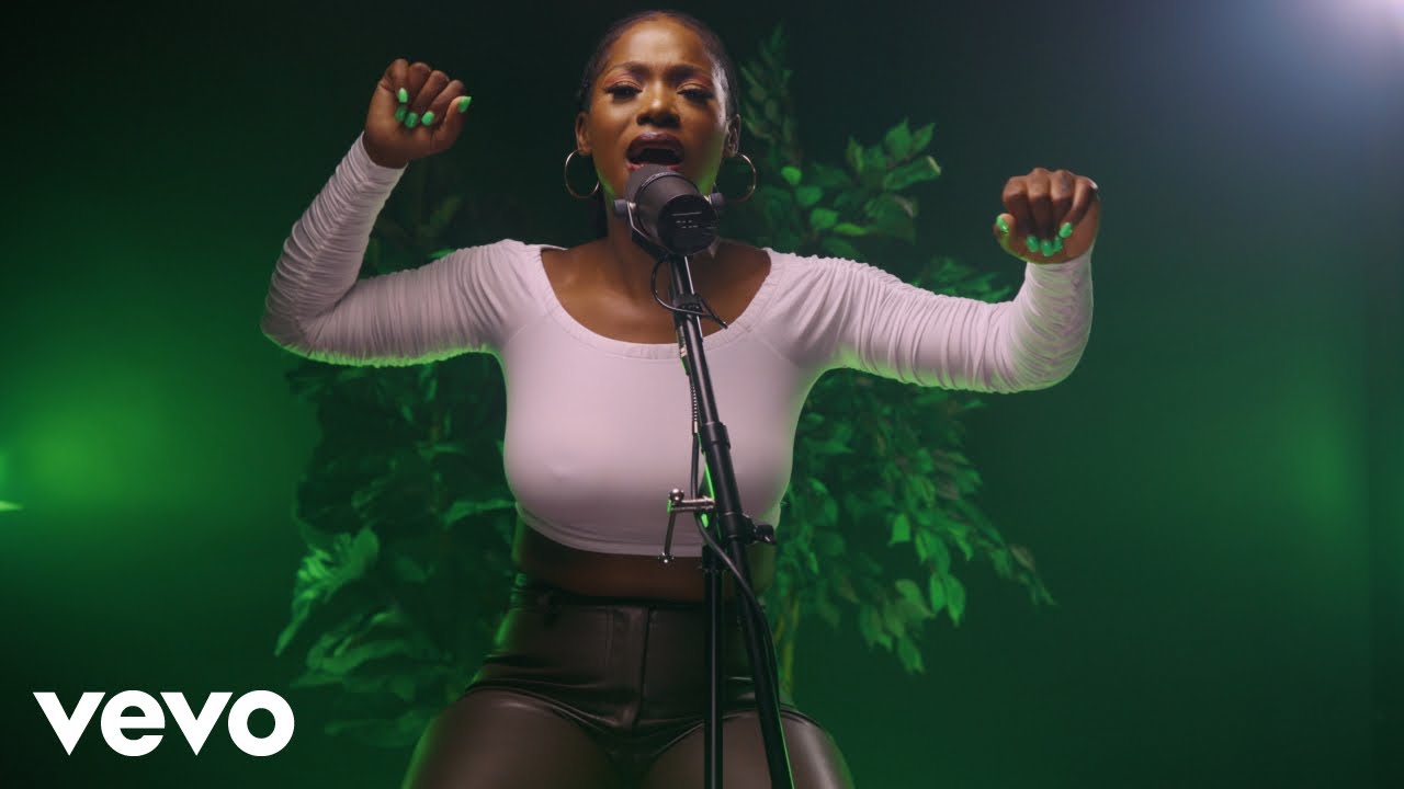Nana Atta - Outro (Impi) (Live At Universal Music Studios / 2022 / Acoustic)