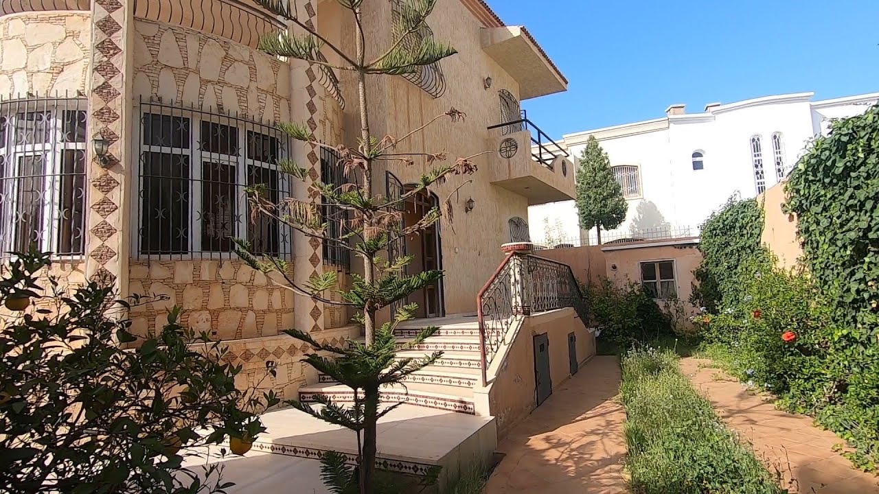 Villa à vendre cité houda agadir //فيلا للبيع حي الهدى اكادير