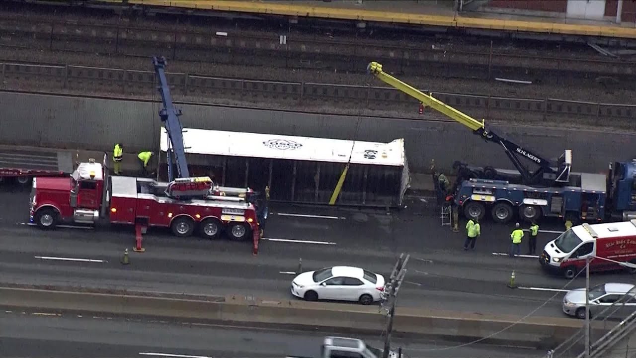 This crash on I-93 caused gridlock across Boston on Thursday