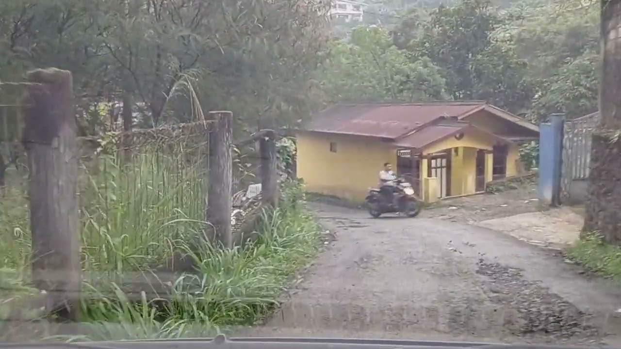 Akses Menuju villa Alodia