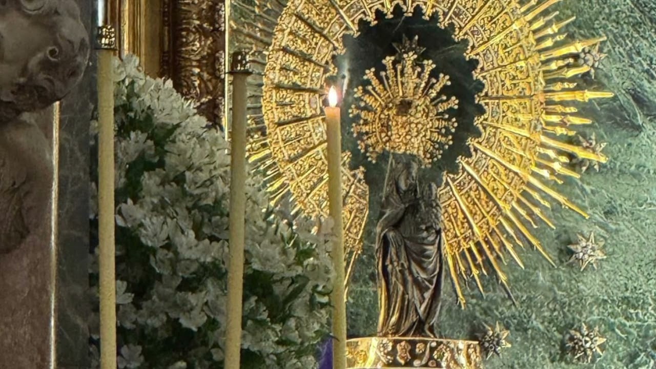 Un minuto junto a la Virgen del Pilar del día 19 de marzo