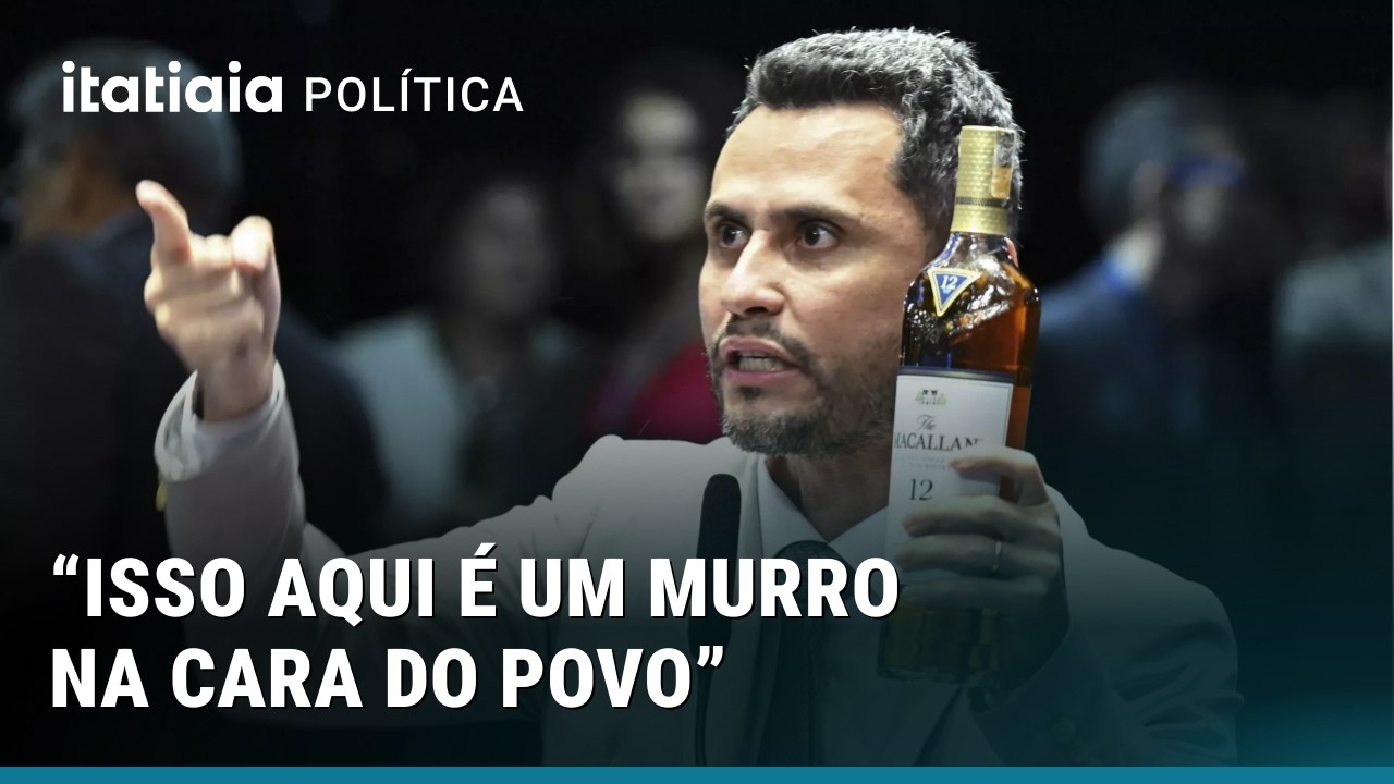 CLEITINHO LEVA GARRAFA DE WHISKY QUE VORCARO TERIA BANCADO EM FESTA COM AUTORIDADES