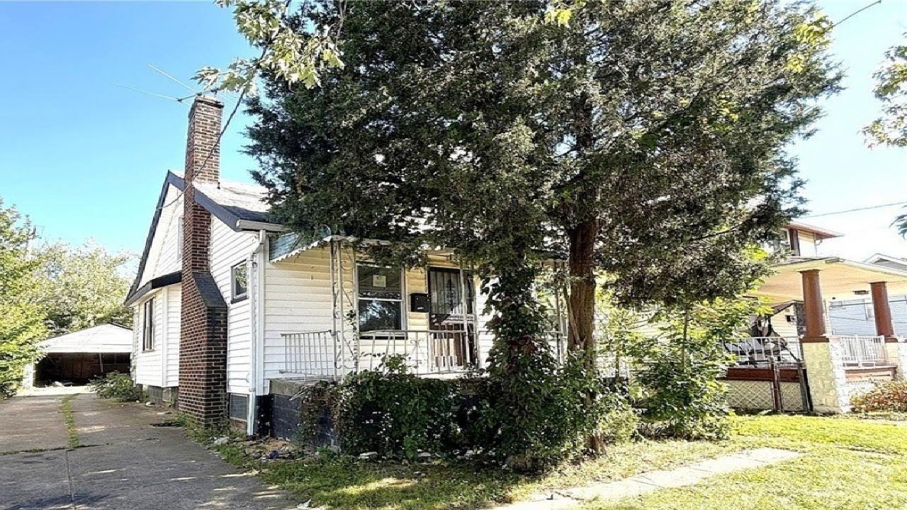 4115 E 146th Street, Cleveland, OH Presented by Leilani Bowersock.