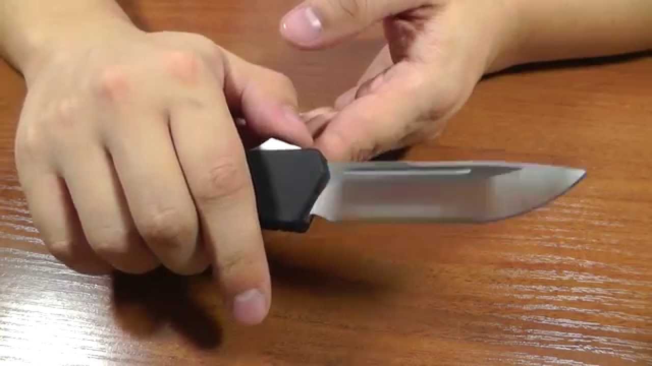 Нож автоматический Microtech Scarab