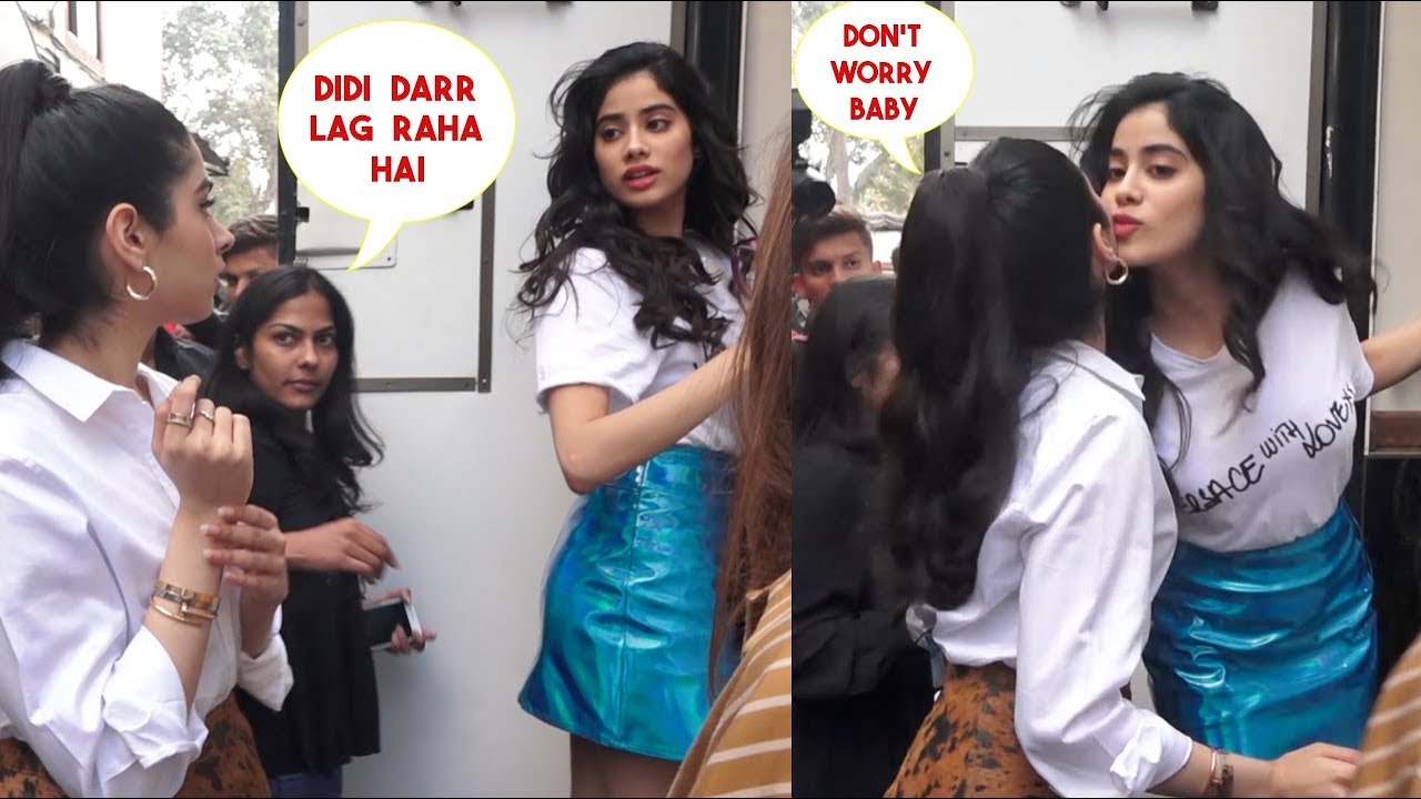 Janhvi Kapoor's Sweet Gesture For Sister Khushi Kapoor Publicly Will Melt Your Heart