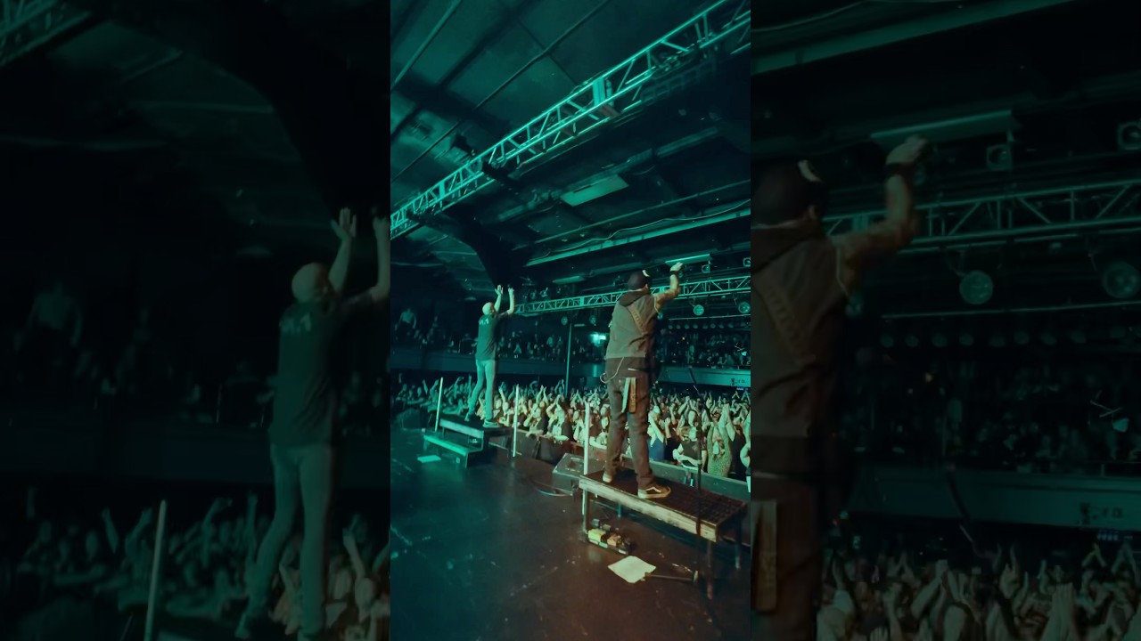 This tour was no doubt one big family! 🫶