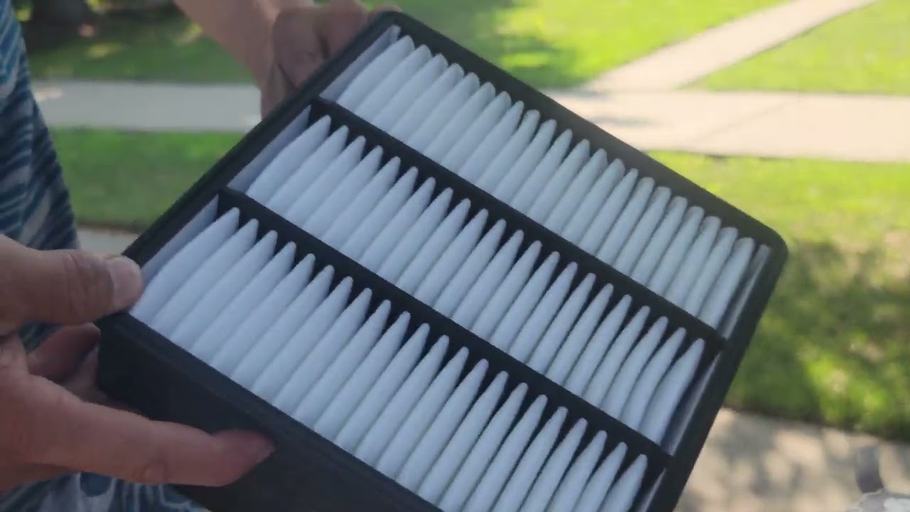 How to change engine air filter on 2004 Mitsubishi Lancer ES