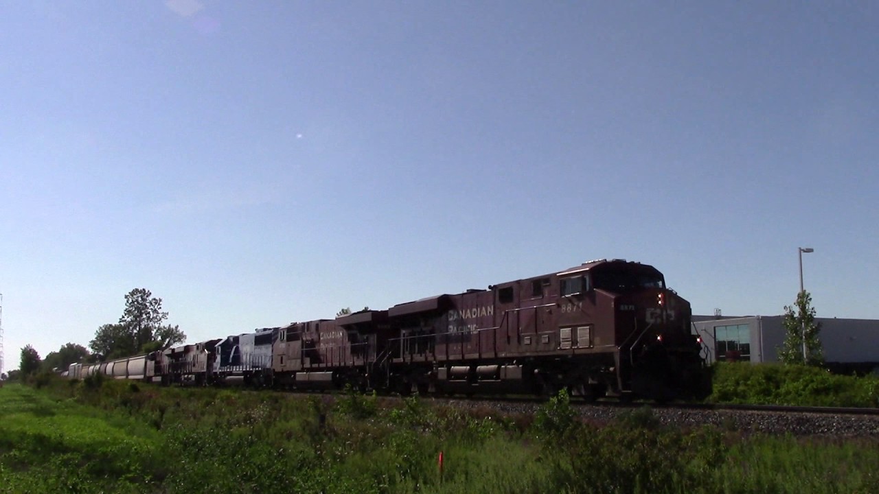 CP 242 with CIT 6016 and Plenty of Power in Lakeshore, ON.