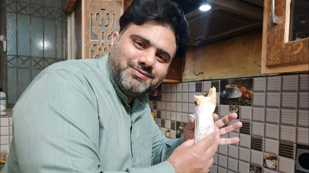 Chicken paratha roll