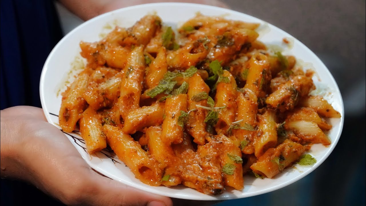 Quick Pasta with Maggi Masala || Makhni pasta