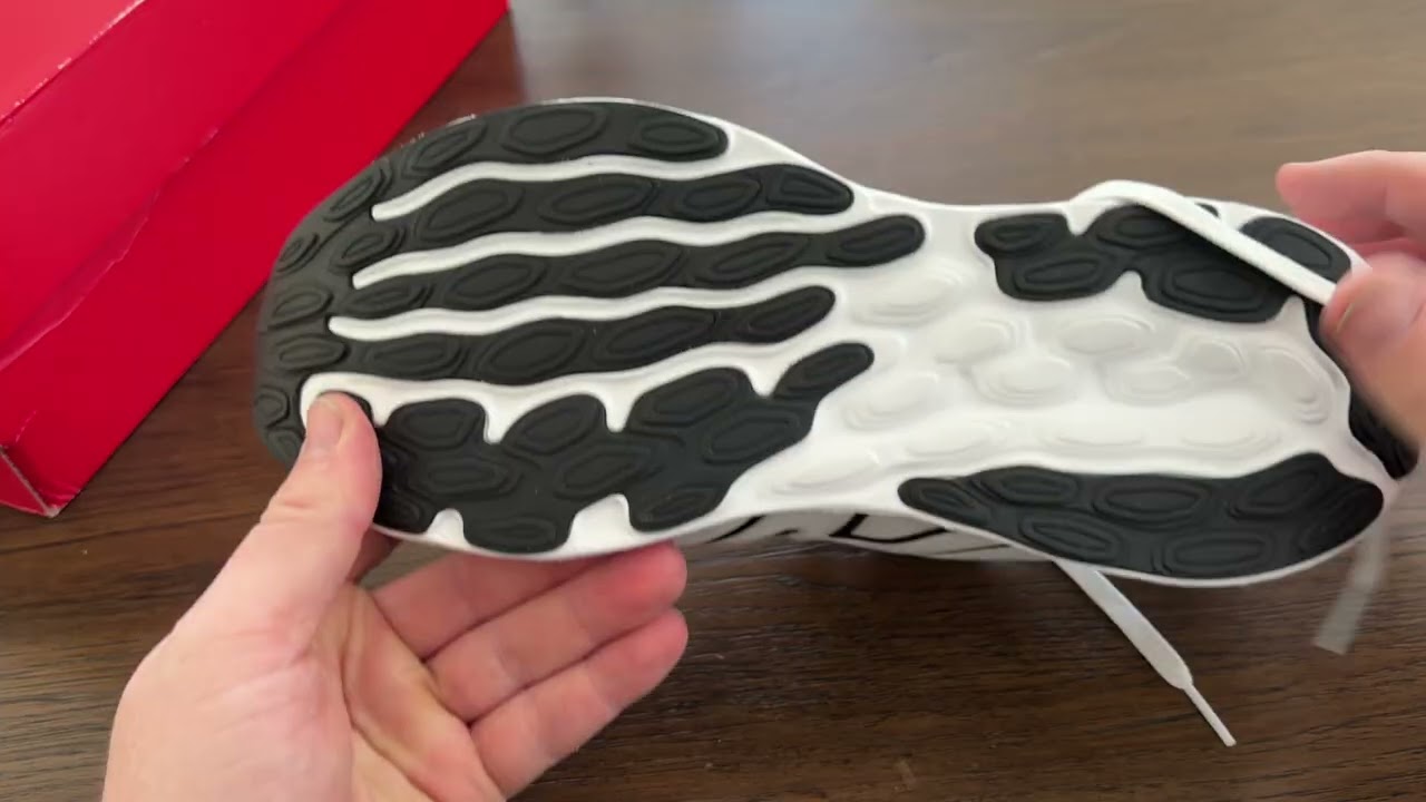 New Balance Men's Fresh Foam 680 V8 Review