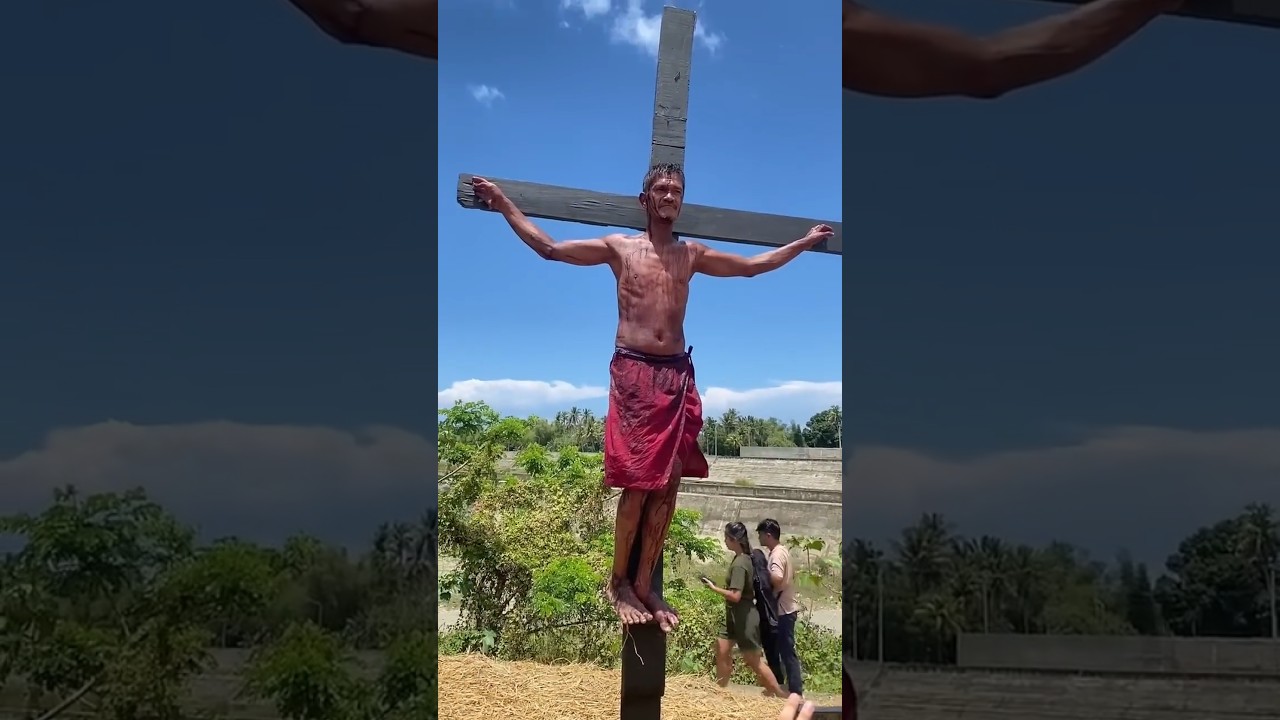 Jesus is crucified @ Moriones Festival 2024 #marinduque #holyweek #semanasanta2024 #philippines