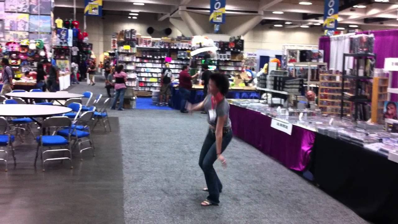 Michele Boyd Cartwheels at Comic Con