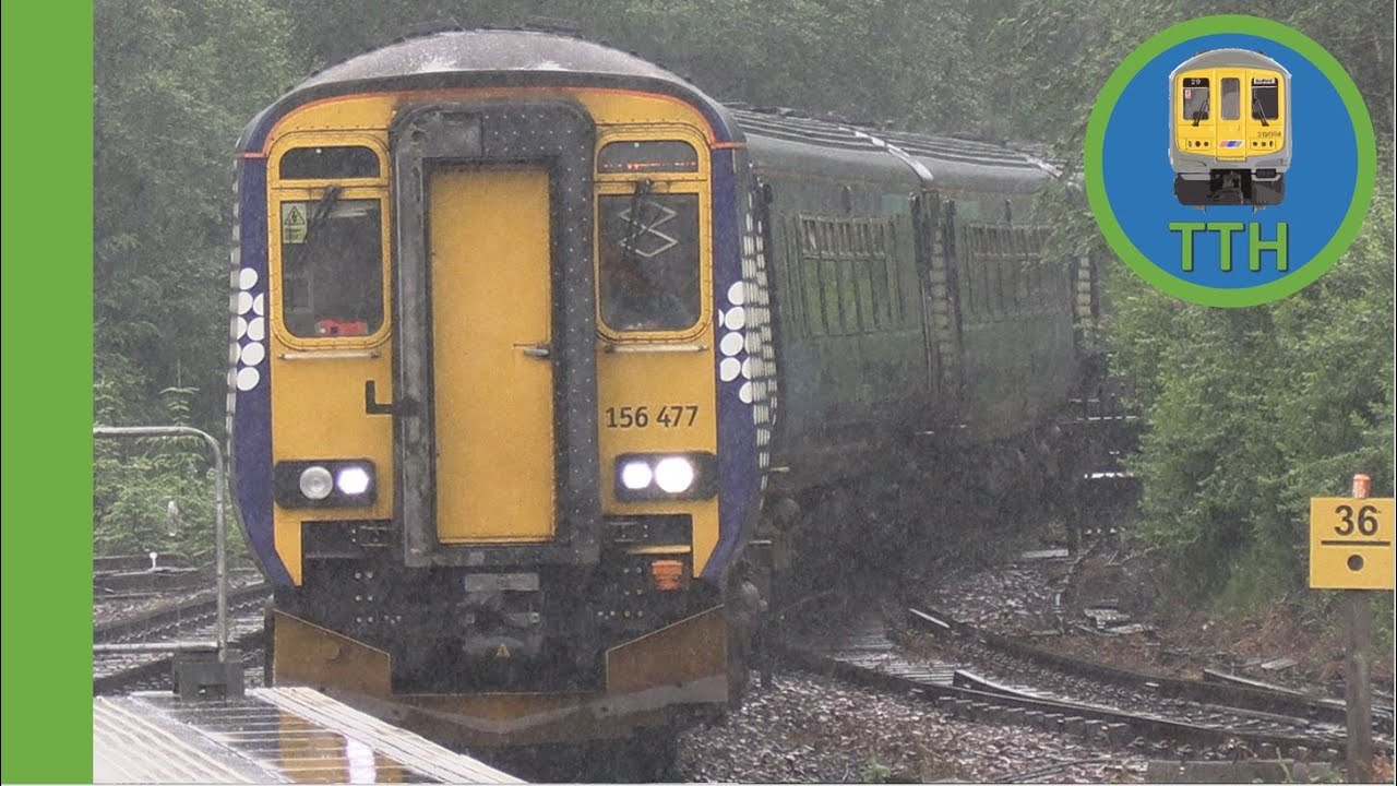 Trains at Crianlarich