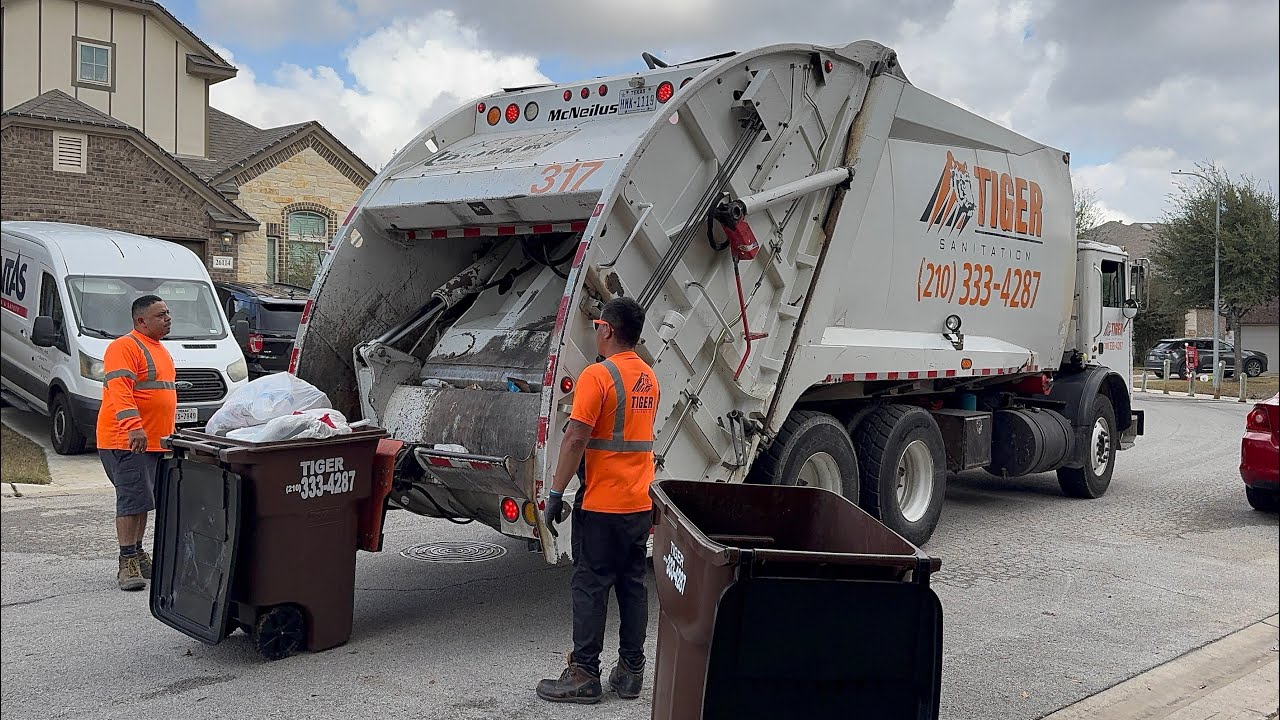 Tiger Sanitation: Mack MRU McNeilus Rear Loader Garbage Truck