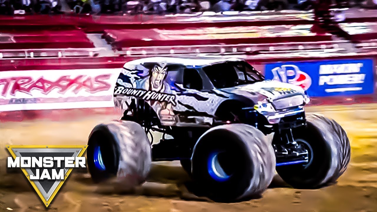 Bounty Hunter Freestyle | Monster Jam World Finals XIII | Monster Jam