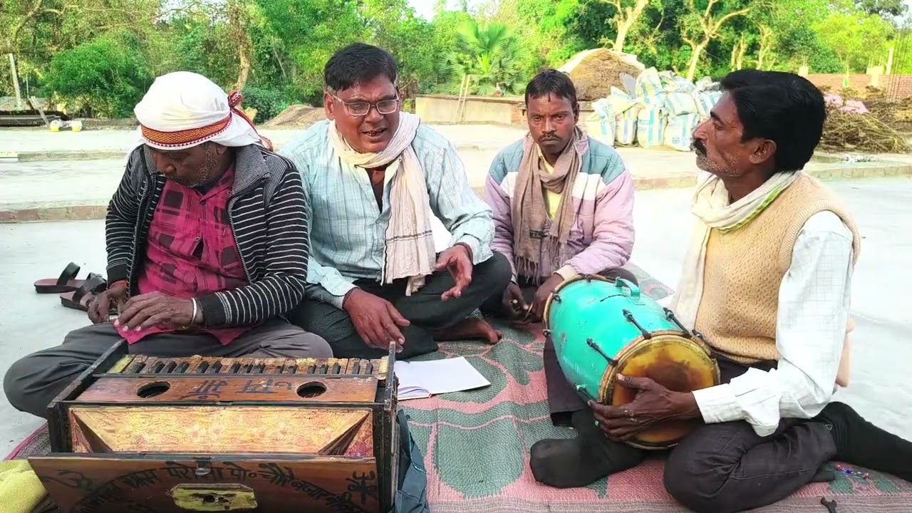 बहुत पुरान गाना है दोस्तों बहुत त ढूंढने पर मिला है एक बार जरूर सुने देहाती गाना है