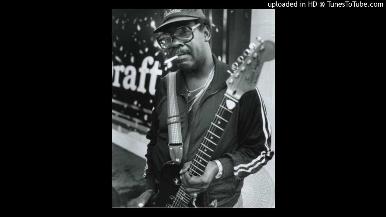 Larry Davis - Blues Medley : How Could You Do It To Me & Little Red Rooster