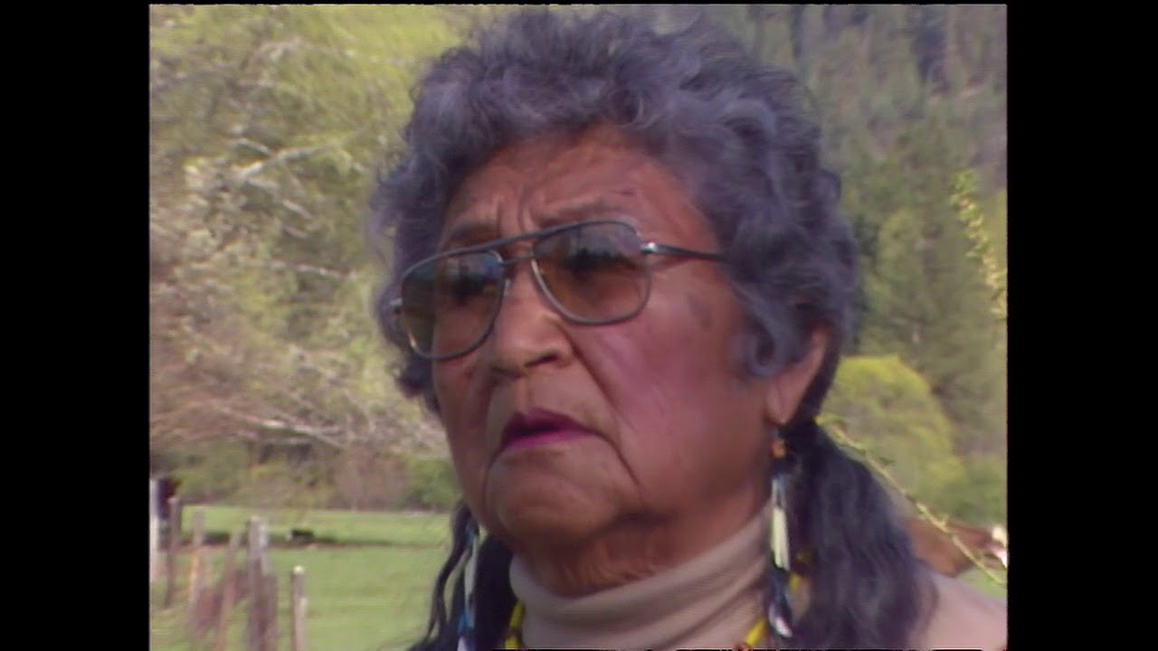 SACRED KÁRUK LANDS - Elizabeth Case, Káruk medicine woman (1989)