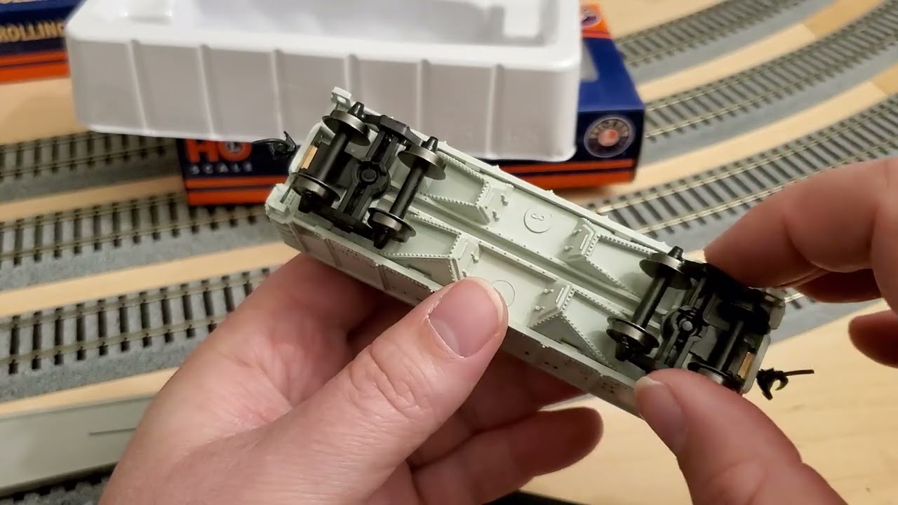 Lionel HO 2022 Rolling stock...it has some issues