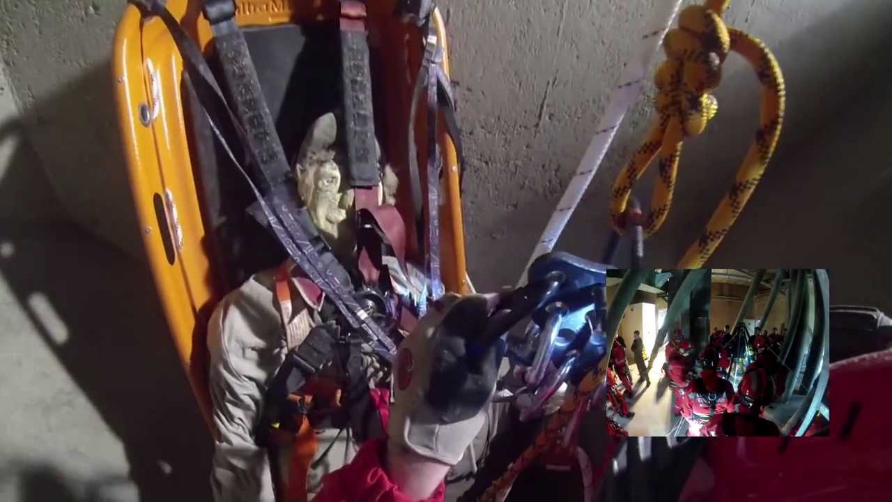 Höhenretterübung in St. Marien (Komplette Rettung aus Silo)