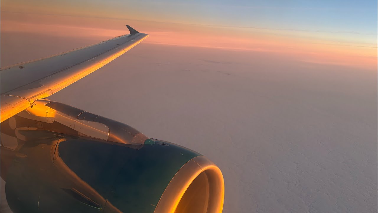 Aer Lingus sunrise departure from Dublin Airport 