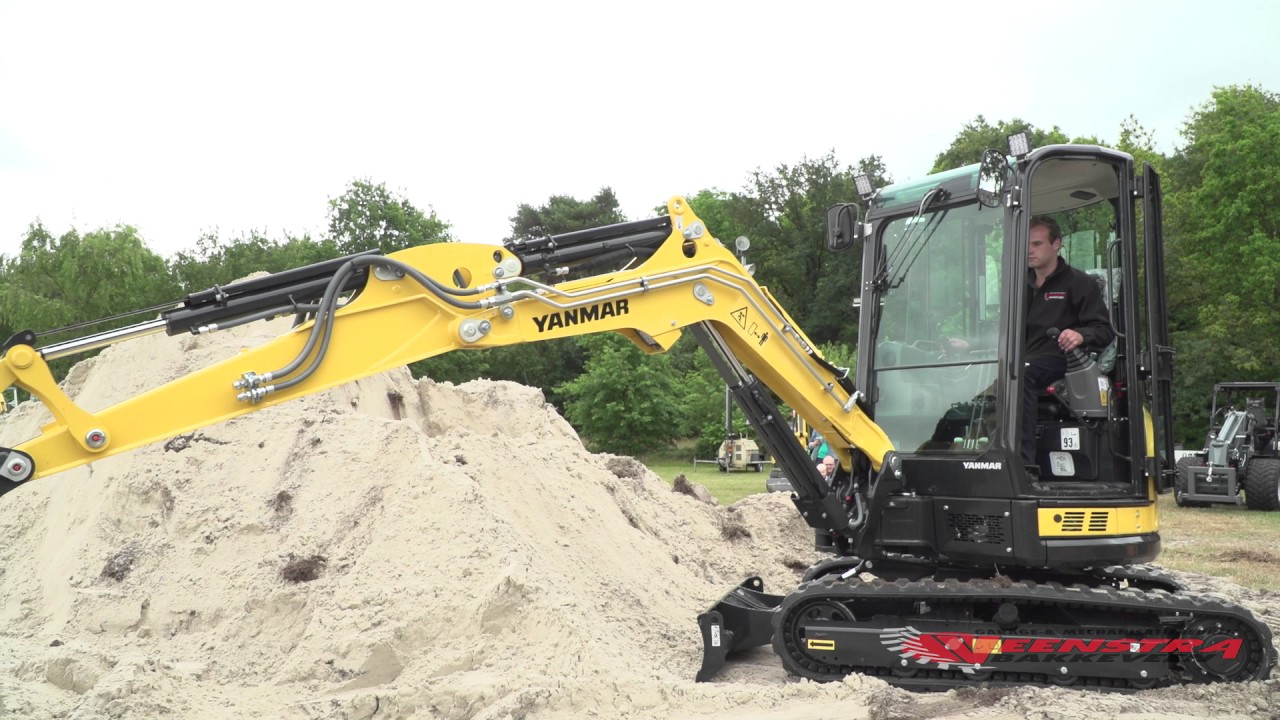 Yanmar Vio 33| Veenstra Bakkeveen | Van der Bos Drachten