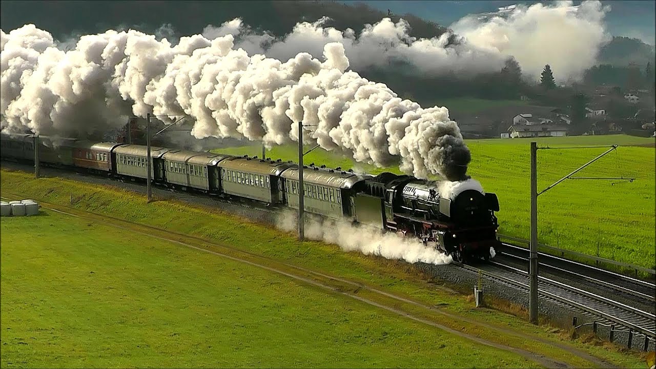 01 180 rasant mit 10 Wagen nach Salzburg am 6.12.2025