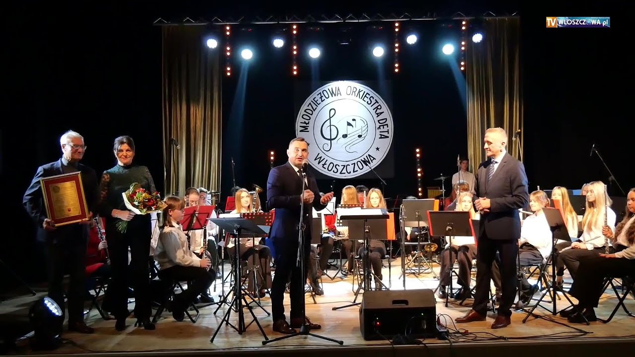 10 lecie Młodzieżowej Orkiestry Dętej z Domu Kultury we Włoszczowie.