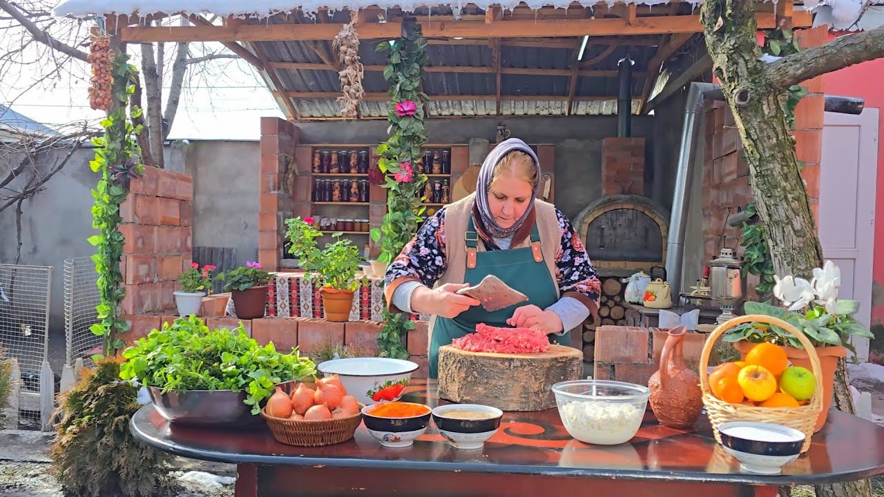 Snowy Day – Grandma’s Delicious Outdoor Cooking