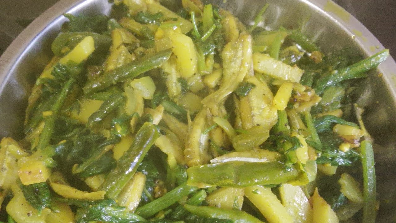 পালং শাক দিয়ে মলা মাছের চচ্চড়ি 😋#food #recipe 
