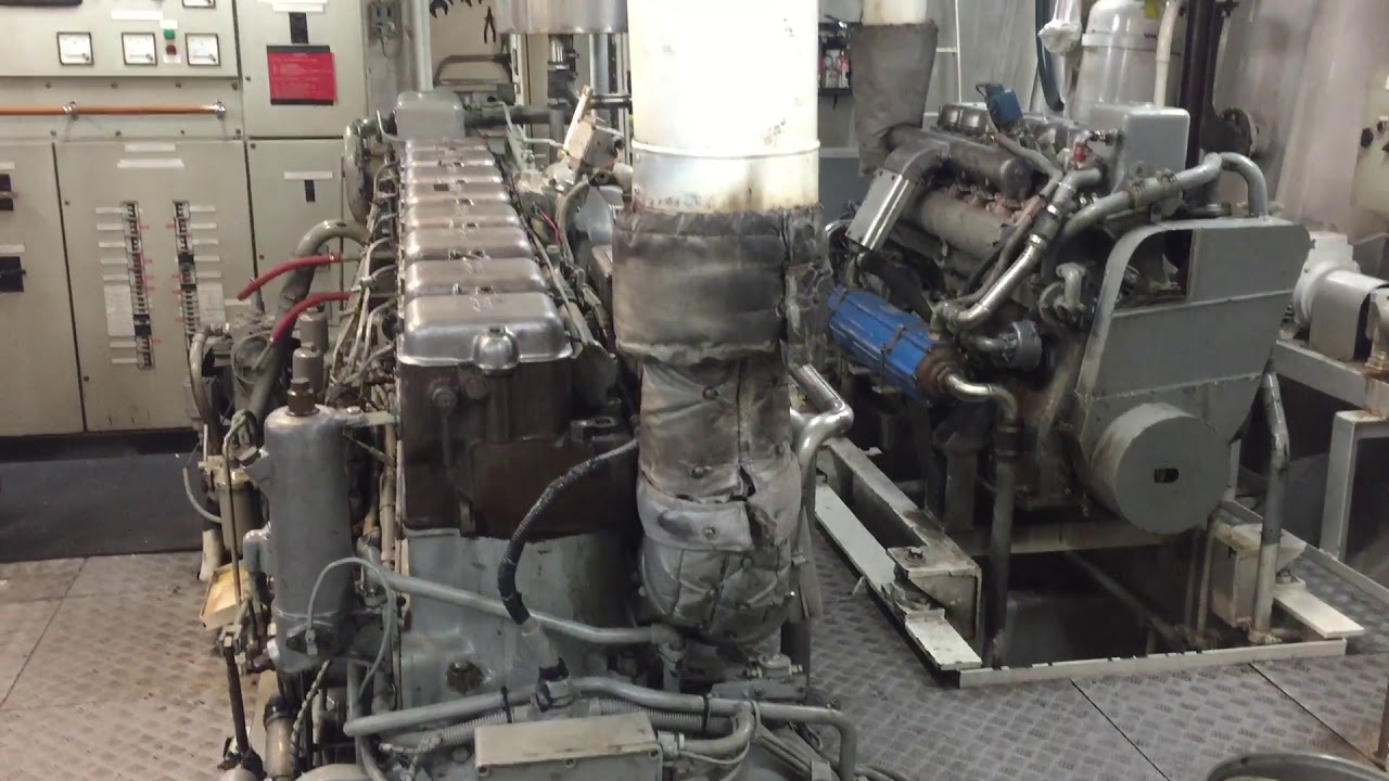 Gardner 8L3B Diesel 8 cylinder engines in the JC2