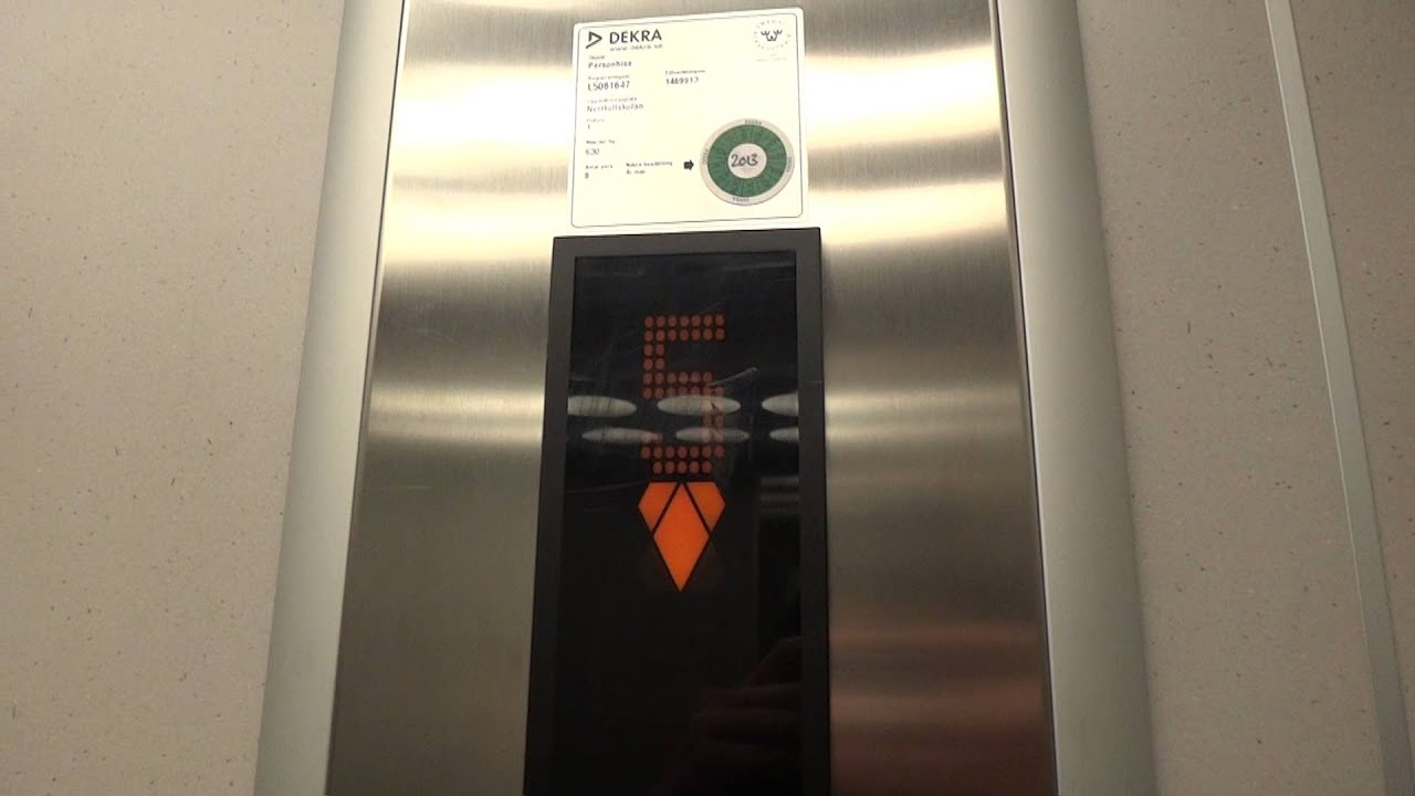 KONE MonoSpace MRL Traction elevator @ Norrtullschool, Nygatan, Söderhamn, Sweden.