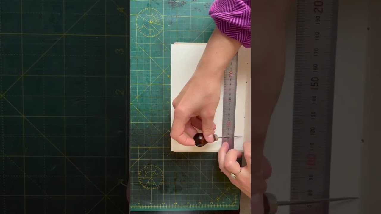 The 5-hole pamphlet stitch 