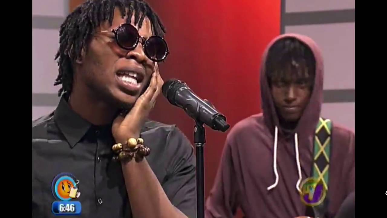Crazy Jamaican Keysie in action With Jahlil & 