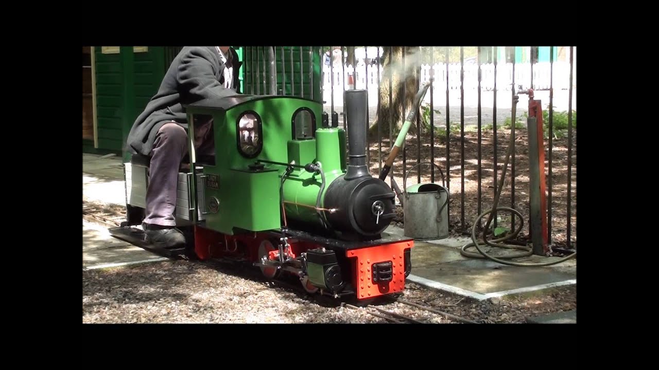 Pinewood Miniature Railway - Station Road Steam / Ride on Railways Owner's Rally 2013