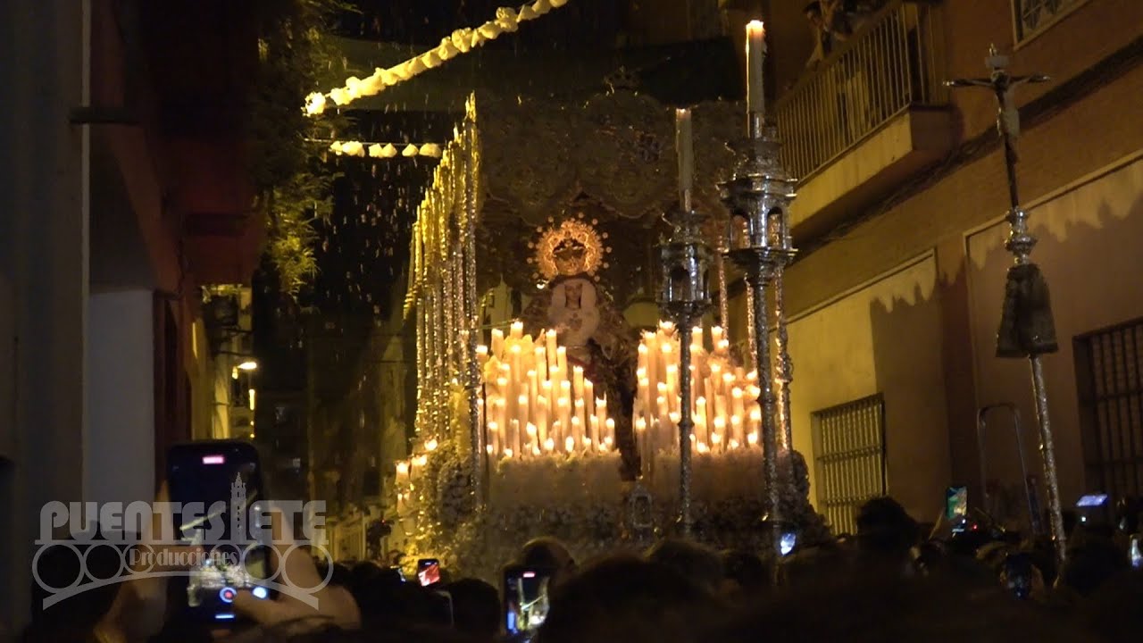 Procesión Extraordinaria de la Virgen de Gracia y Esperanza, Octubre en Sevilla de 2022.