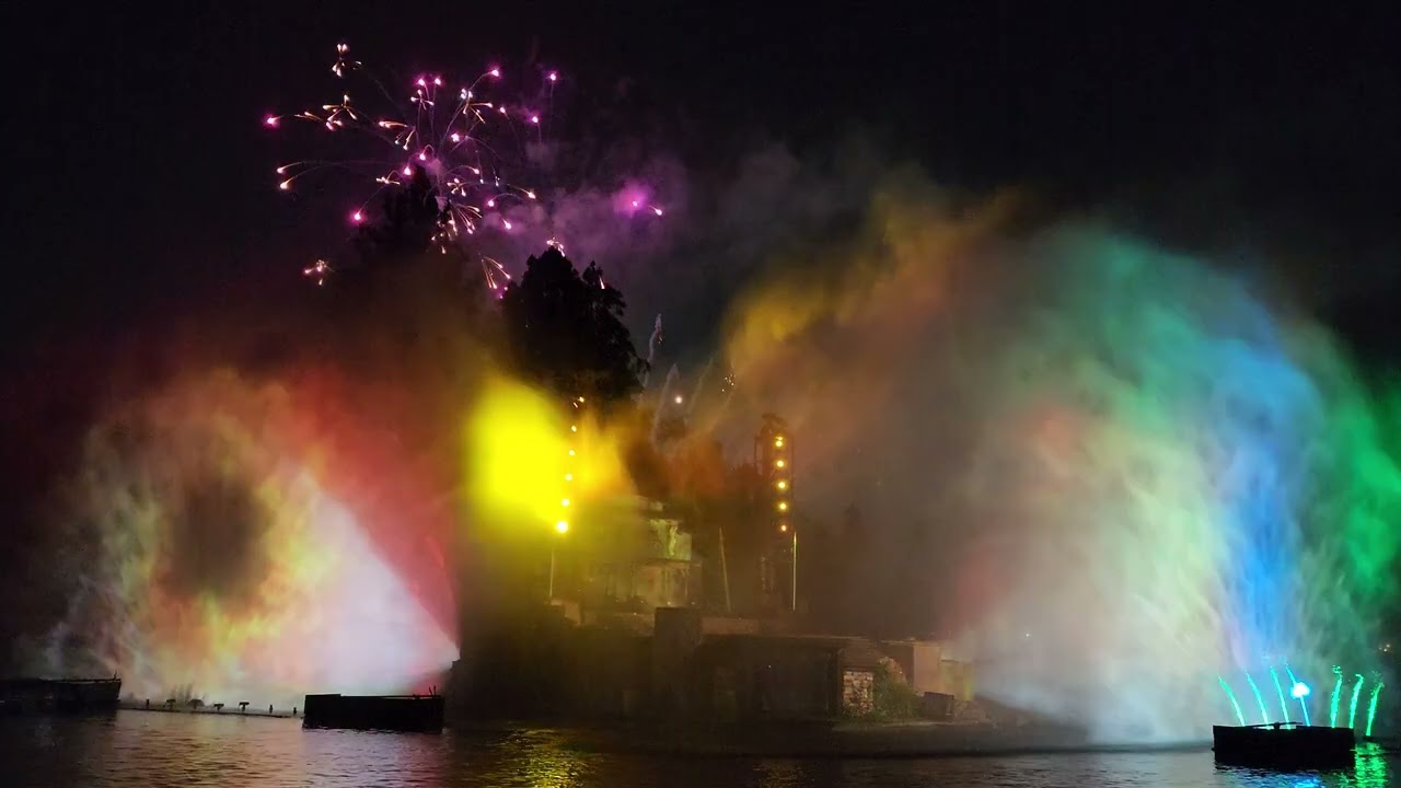 Fantasmic! at Disneyland (25 June 2022)