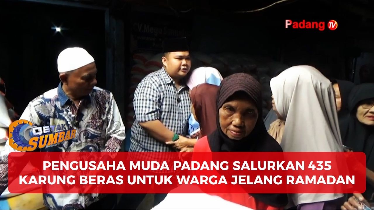 Pengusaha Muda Padang Salurkan Zakat Mal Ratusan Karung Beras