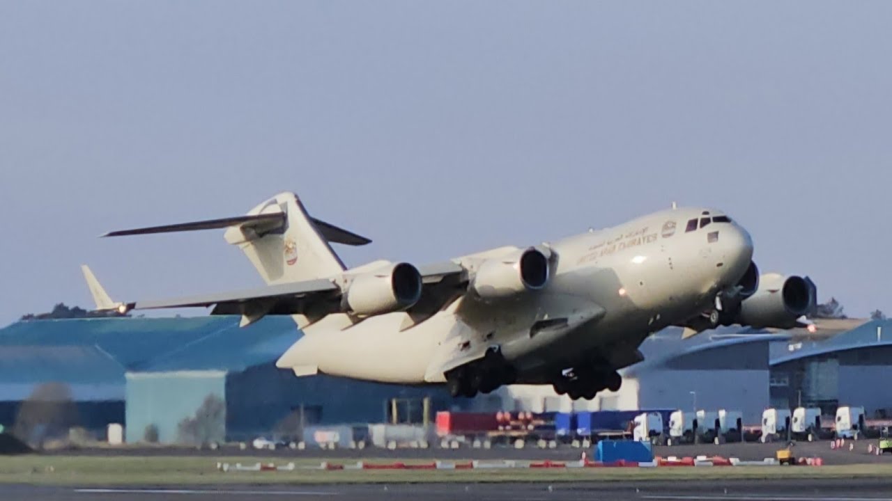 AMAZING BOEING C-17A GLOBEMASTER III OF THE UAE AIR FORCE STUNNING LIVERY DEPARTS PIK #aviation 