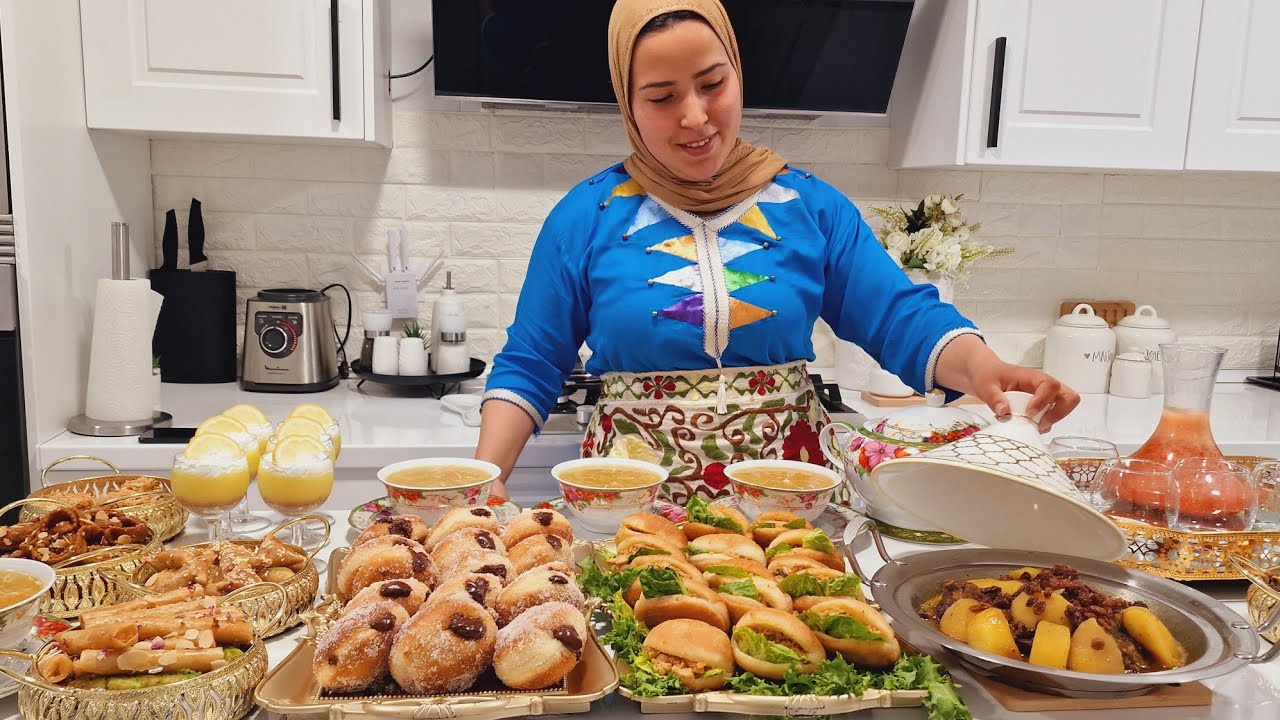 12فطور رمضان عرفتك عييتي وبغيتي غير الساهلة👌مالح وحلو من عجينة 1 طاجين بالتفاح شربة وتحلية عصير منعش