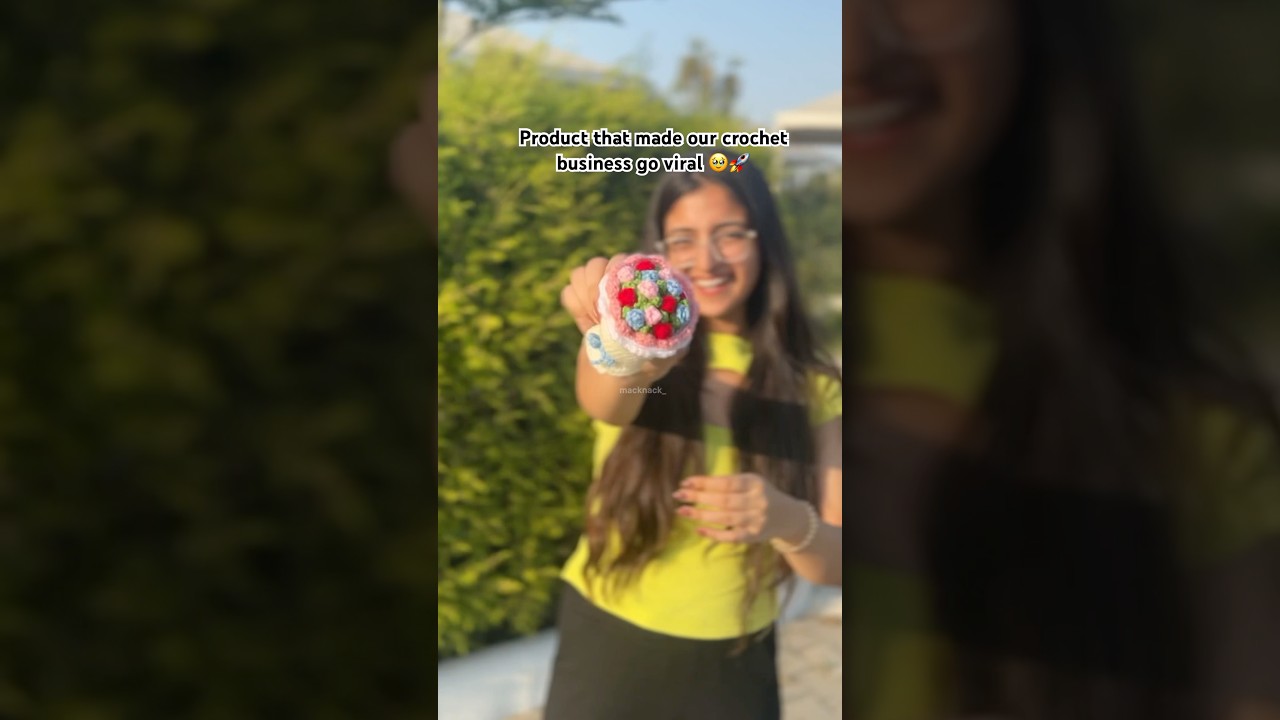 &ldquo;REVERSIBLE bouquet🥹 #crochet #trending #trend #diy #handmade #gift #shortvideo #shortsfeed #short