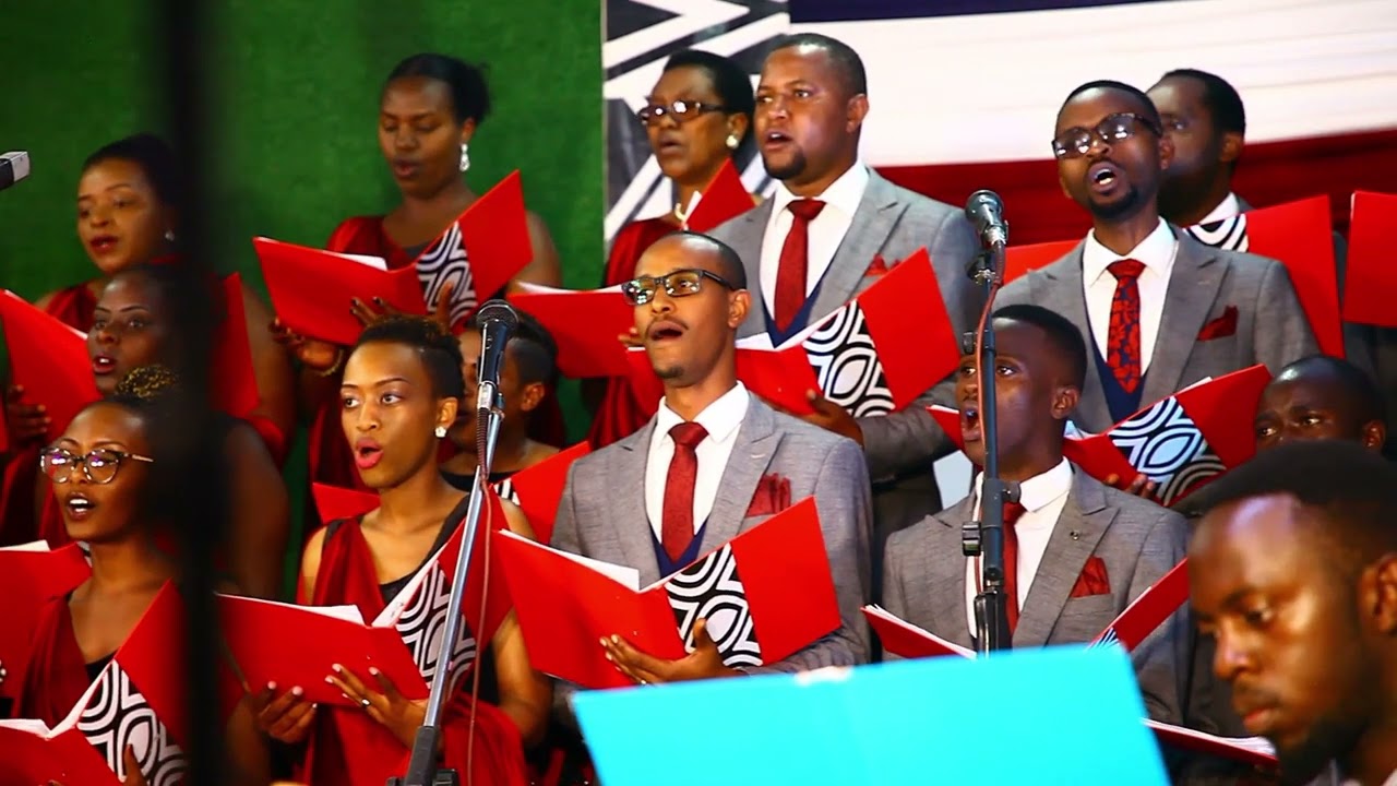 ROHO YANJYE by Ngirumpatse , performed by Chorale IJURU 2022