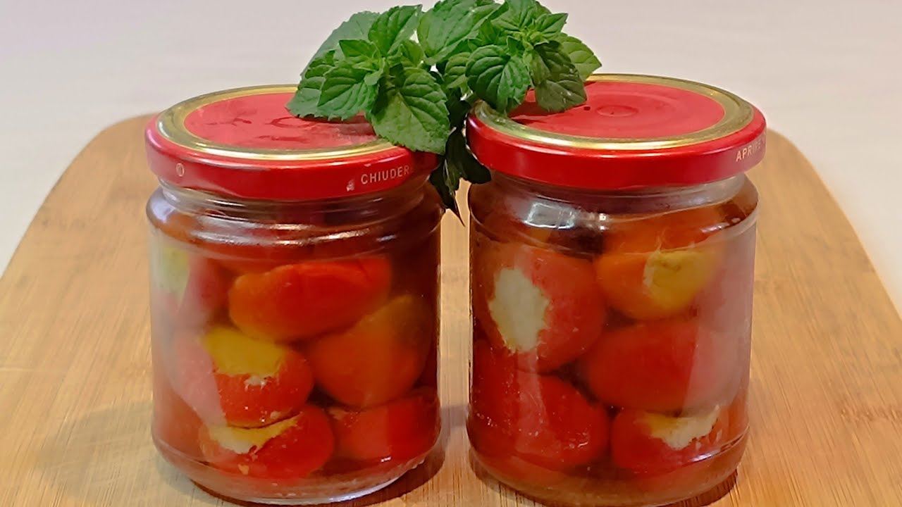Peperoncini piccanti ripieni sott'olio ricetta antica Passo Passo 