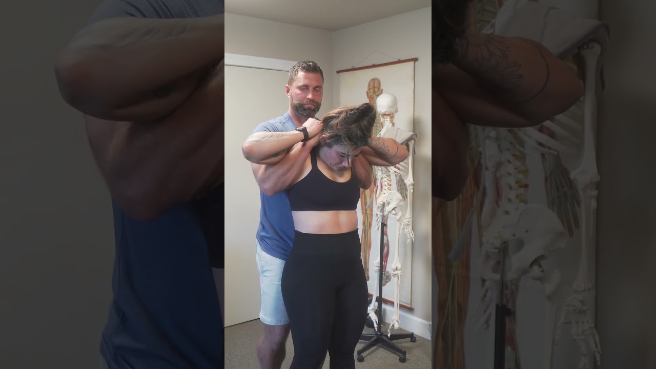 Huge Cracks For Female Power Lifter #chiropractor