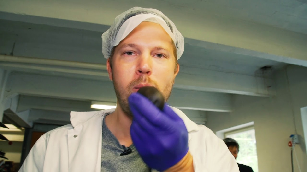 Tiiseri 2 - Kouvolan Lakritsi - Periksen unelmaduuni