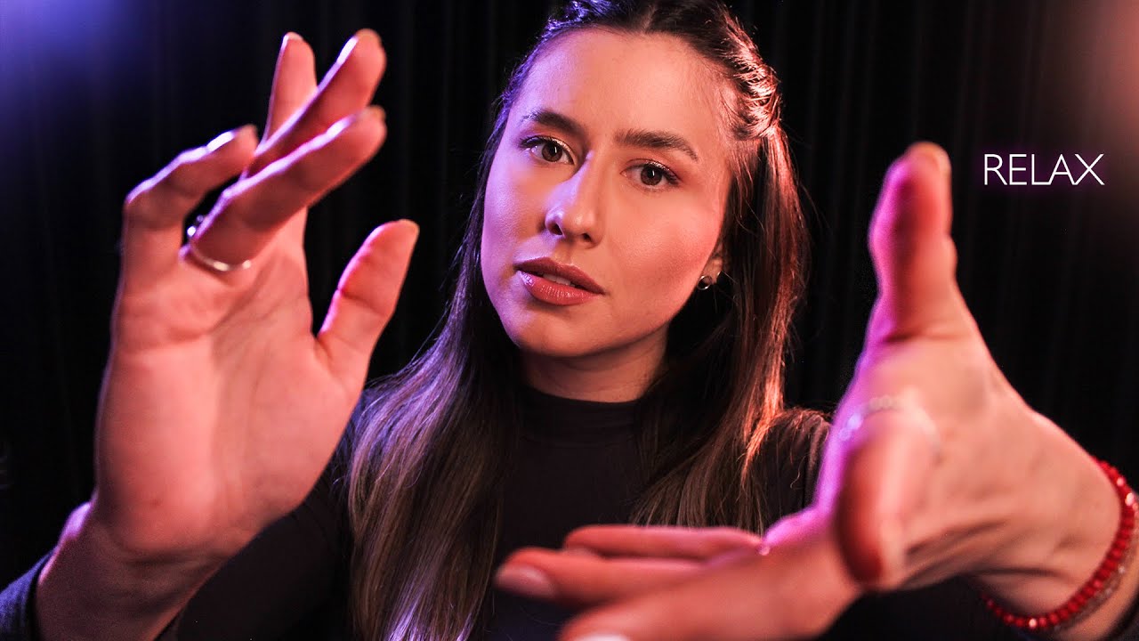 Relaxing Hand Movements On A Rainy Night ☔ Mouth sounds, plucking, face touching, jellyfish, +